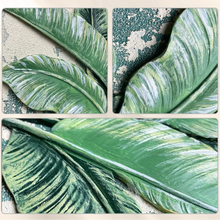 Load image into Gallery viewer, Botanic Bloom – DIY Plant Leaf Art Kit with Tools & Easel (Green Plantain 20cm)