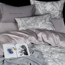 Load image into Gallery viewer, Deluxe Quilt Cover Sets 4pcs - 600TC Egyptian Cotton - Decor Home