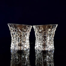 Load image into Gallery viewer, Whiskey Glasses Set - King Crystal (4- Tumbler & Decanter Set) - Decor Home