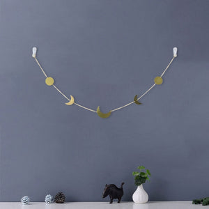 Metal/Wooden Round Piece Sun Moon Shape Hanging Decoration Photo Wall Hanging Decoration