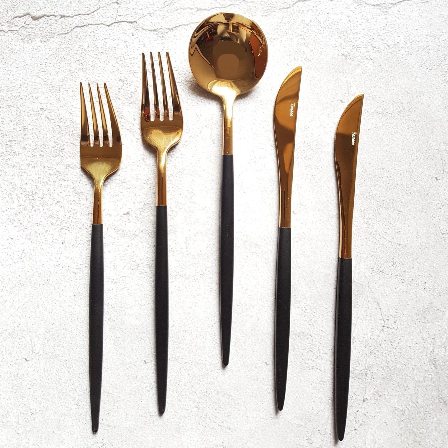 16 Pcs Mirror Finish Gold & Black Cutlery Set - Decor Home