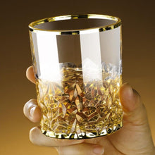 Load image into Gallery viewer, Luxurious Whiskey Decanter and Glasses Set Gift Box - Fansee Australia
