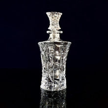 Load image into Gallery viewer, Whiskey Decanter and Glasses Set (Cœur Pur - Roi) - For Home Decor

